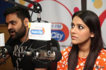 Guntur Talkies Movie Team at Radio City